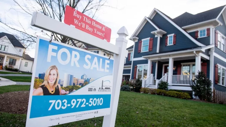 Can You Sell Your House If You Have a Mortgage: Explained